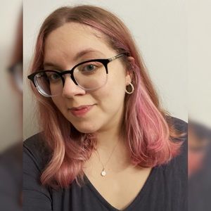 Meet your Posher, Olivia